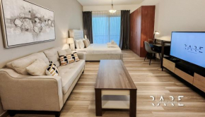 Rare Holiday Homes - Lake View - The Crescent Tower - Dubai Production City - R1611